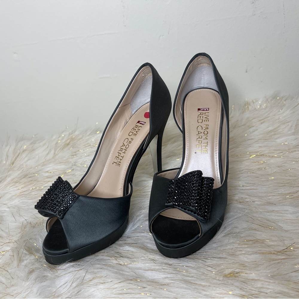 E Live from the RED CARPET 4 inch heel